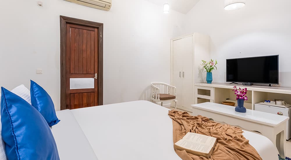 Deluxe Room - image 5