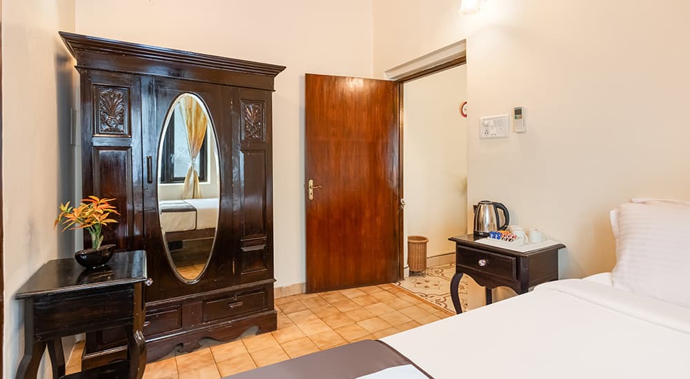 Luxury Suite - image 6